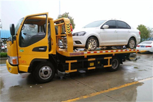 平顶山附近拖车救援24小时服务热线